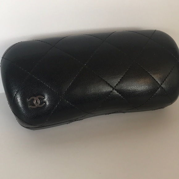 Chanel sunglasses - Picture 7 of 8